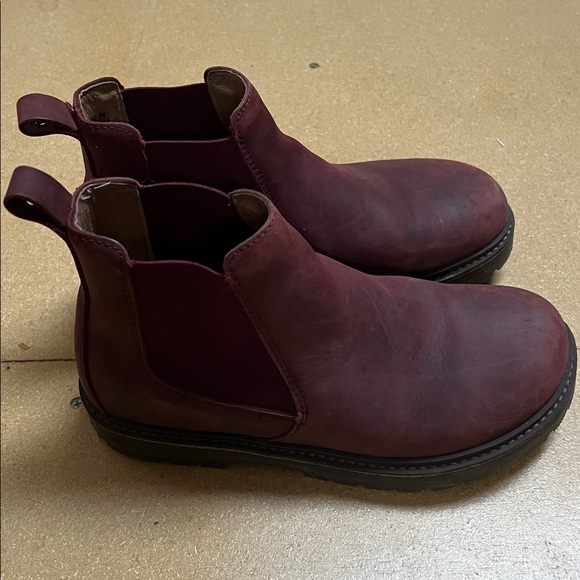 EUC Birkenstock Stalon Chelsea Boots Burgundy Nubuck leather size 38 - Picture 2 of 9